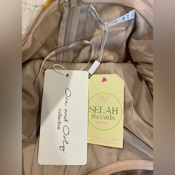 NWT Floral Mini Dress - Picture 6 of 7